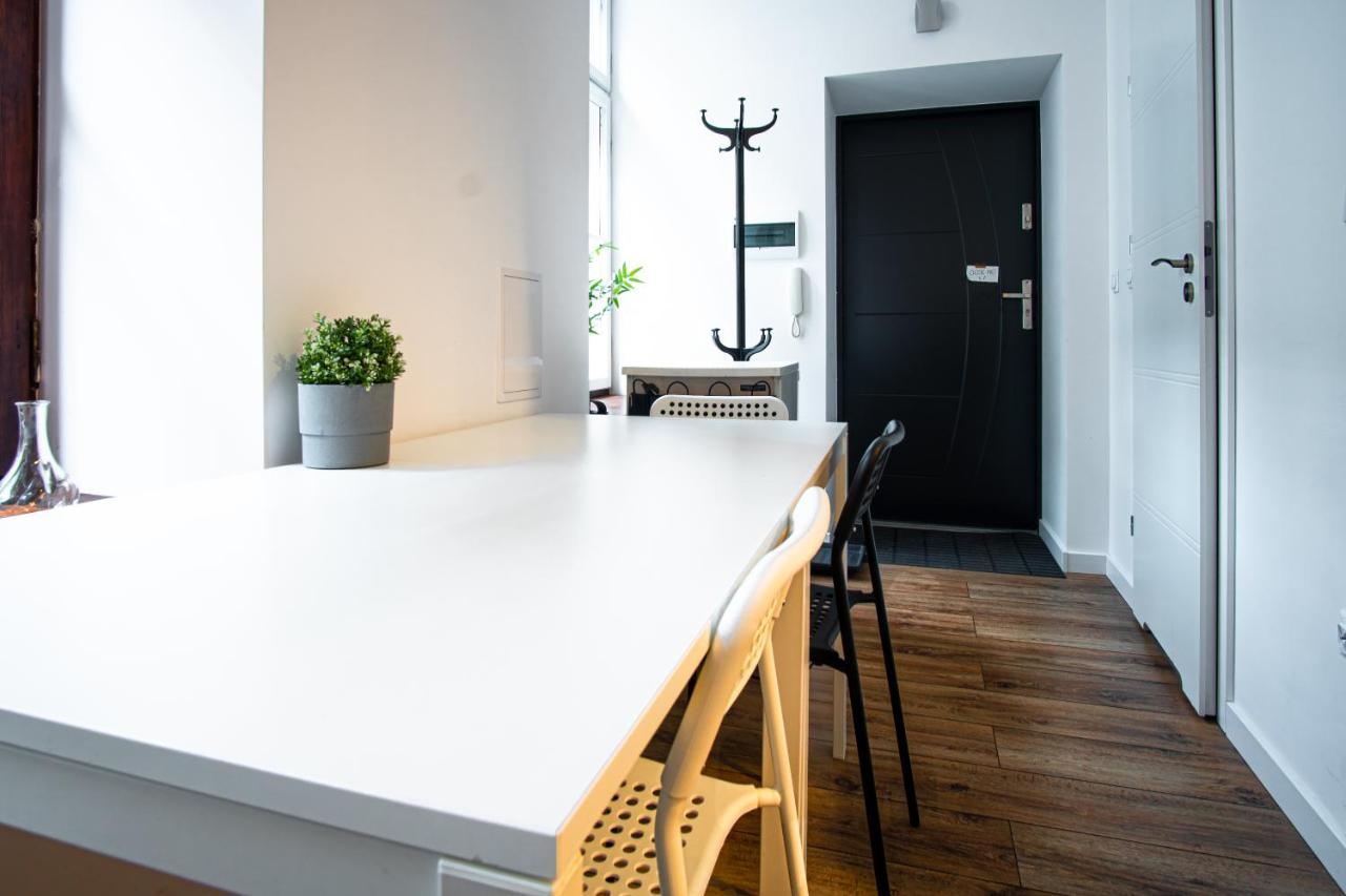 Dream Aparts - Piotrkowska 28 Aparthotel Lodz  Ngoại thất bức ảnh